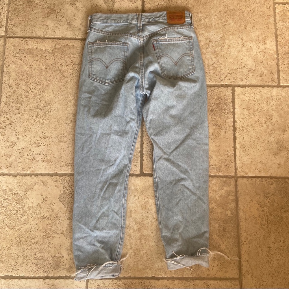 Levi’s - Picture 6 of 7